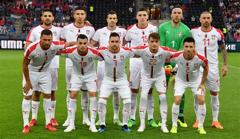 Aufstellungen: serbien nationalmannschaft gegen schwedische nationalmannschaft